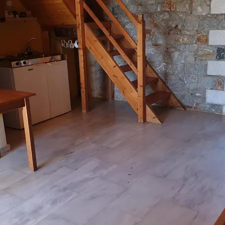 Ecotowers Stoupa Levktron